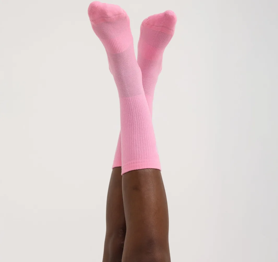 New Organic Basics Core Butterfly Crew Rib Socks Pink