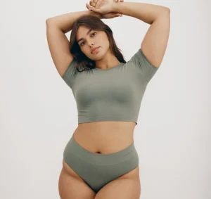 New Organic Basics Smooth Crop Tee Seaweed