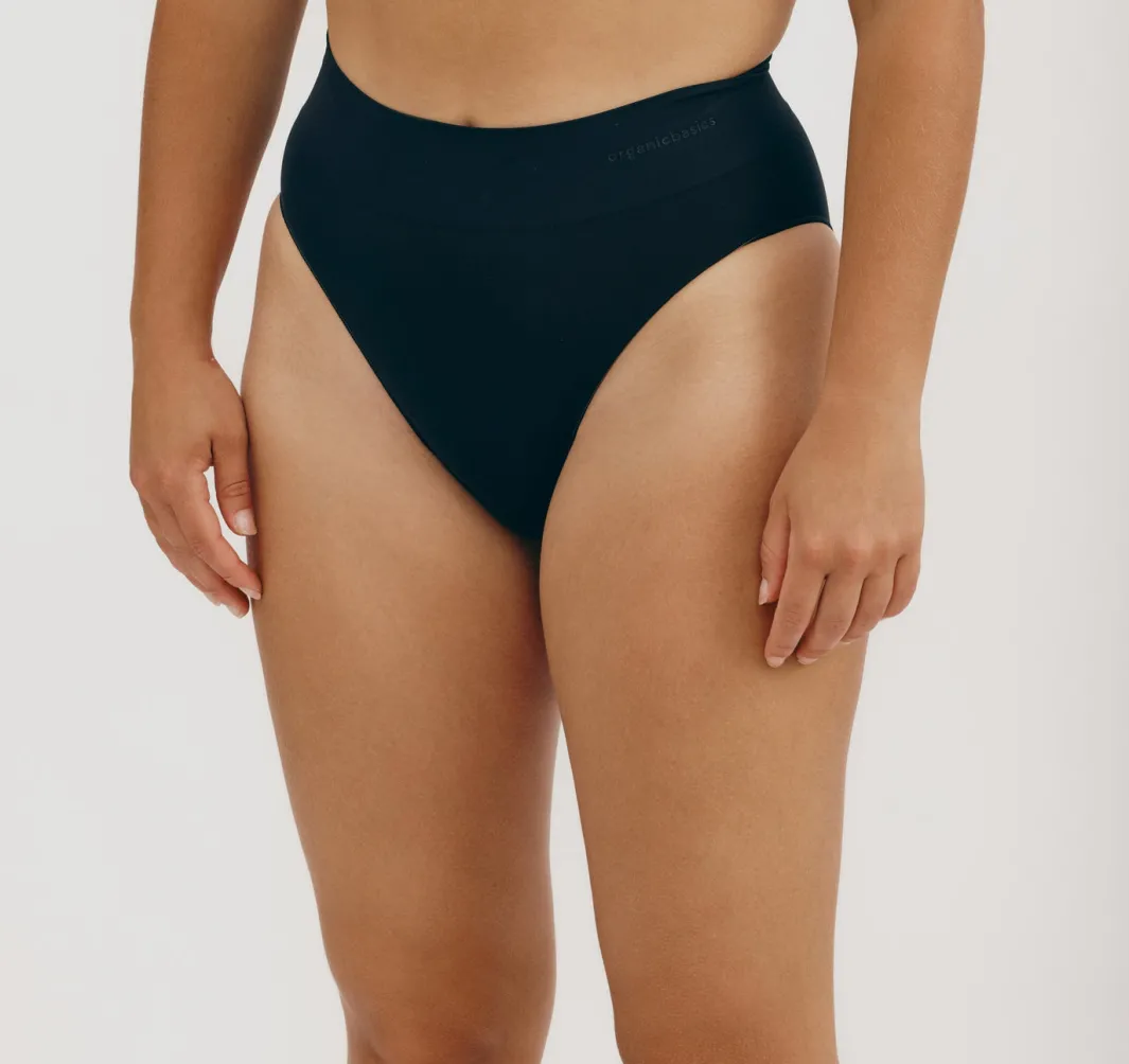 Hot Organic Basics Smooth High-Leg Briefs Black
