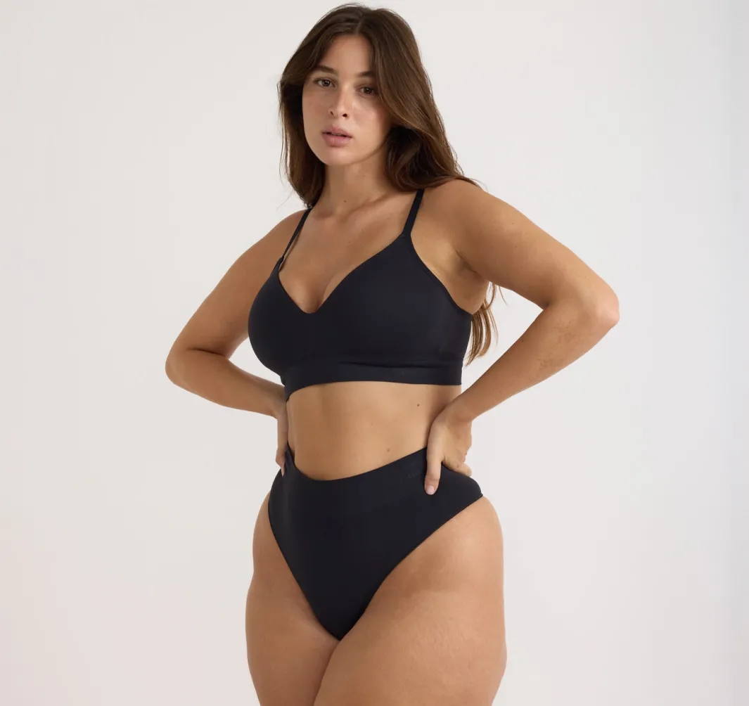 New Organic Basics Smooth Padded Bra Black